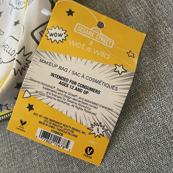 wet n wild Sesame Street Makeup Bag - Picture 7 of 7